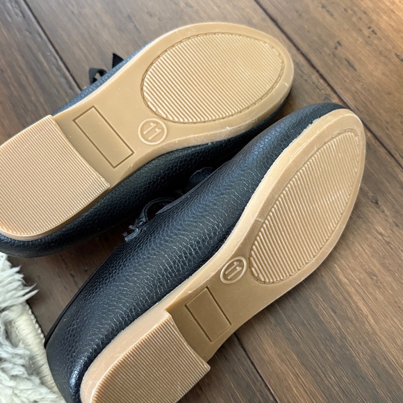 Stride Rite Black Mary Jane Shoes - Picture 5 of 5